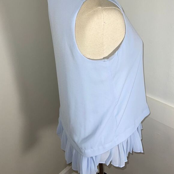 Banana Republic Blouse - Perfect for Work - Picture 3 of 5